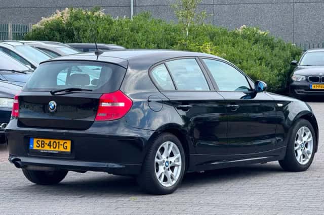 BMW 1-Serie (2008) thumbnail 2