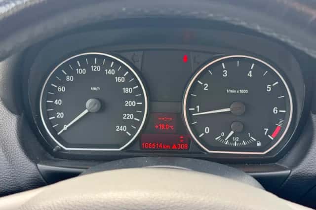 BMW 1-Serie (2008) thumbnail 4