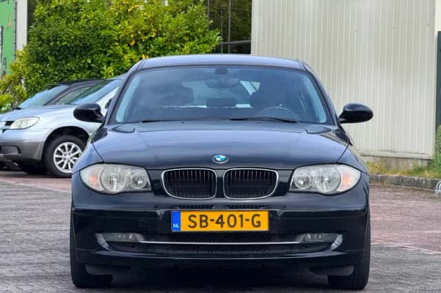 BMW 1-Serie (2008) thumbnail 6
