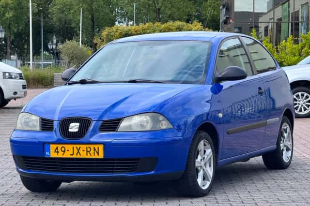 SEAT Ibiza (2002) thumbnail 1