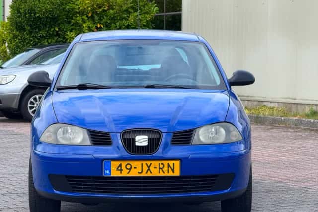 SEAT Ibiza (2002) thumbnail 5