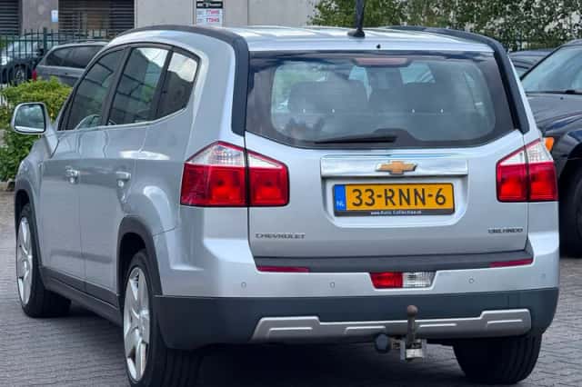 Chevrolet Orlando (2011) thumbnail 6