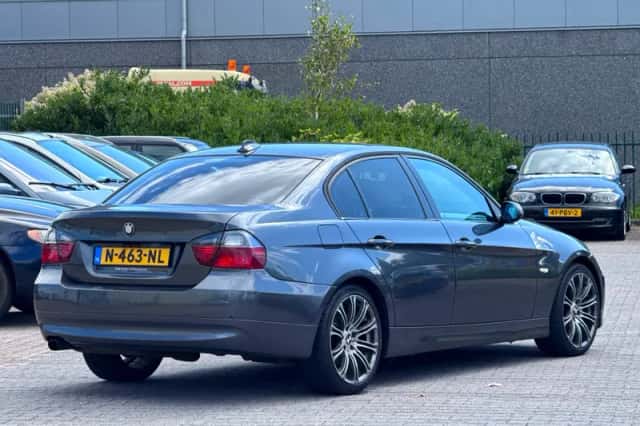 BMW 3-Serie (2007) thumbnail 2