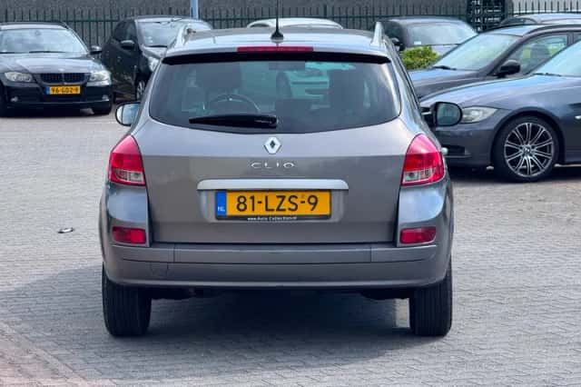 Renault Clio (2010) thumbnail 3