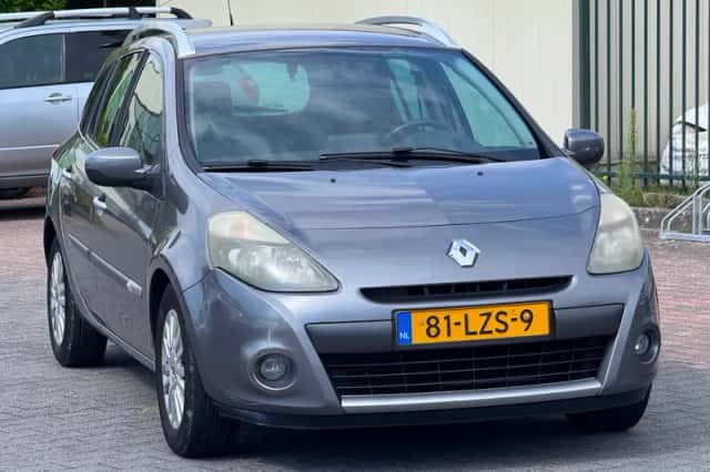 Renault Clio (2010) thumbnail 5