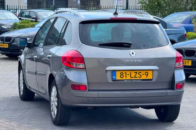 Renault Clio (2010) thumbnail 6