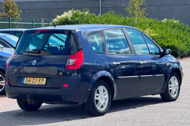 Renault Grand Scénic (2008) thumbnail 2