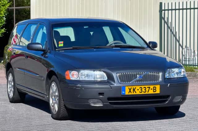 Volvo V70 (2006) thumbnail 4