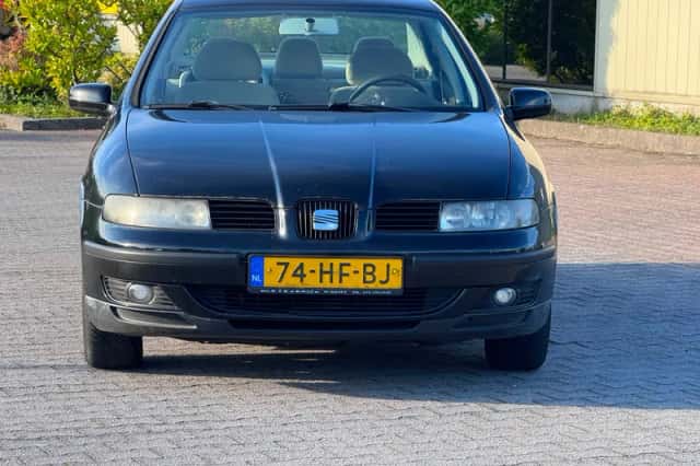 SEAT Toledo (2001) thumbnail 2