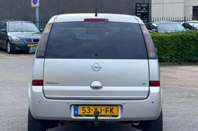 Opel Meriva (2007) thumbnail 3