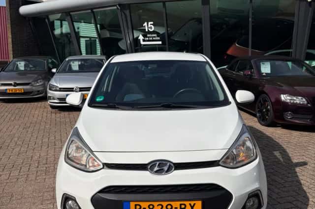 Hyundai i10 (2017) thumbnail 4