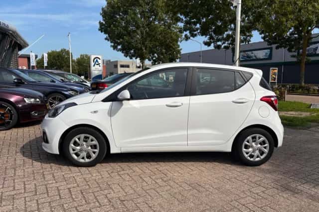 Hyundai i10 (2017) thumbnail 6