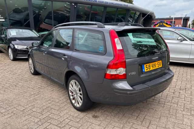 Volvo V50 (2005) thumbnail 3