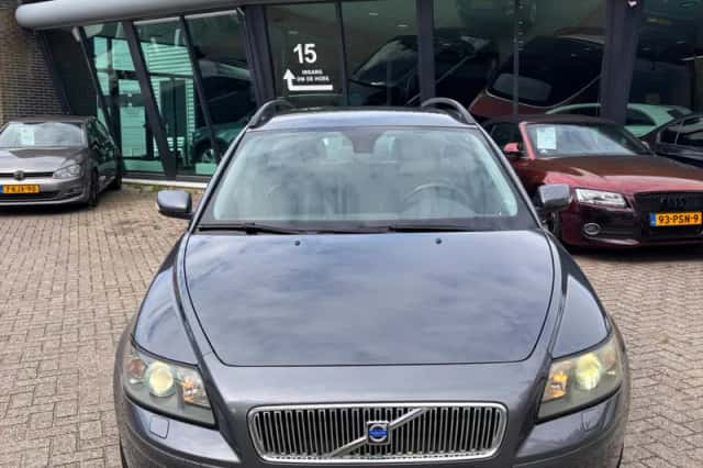 Volvo V50 (2005) thumbnail 4