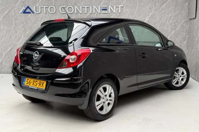 Opel Corsa (2007) thumbnail 2
