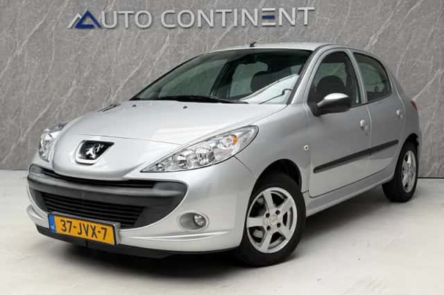 Peugeot 206 (2009) thumbnail 1