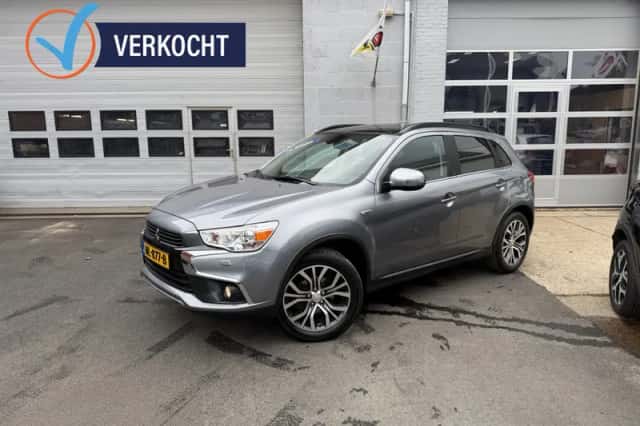 Mitsubishi ASX (2017) thumbnail 1