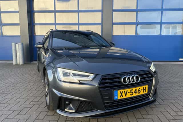 Audi A4 (2019) thumbnail 3