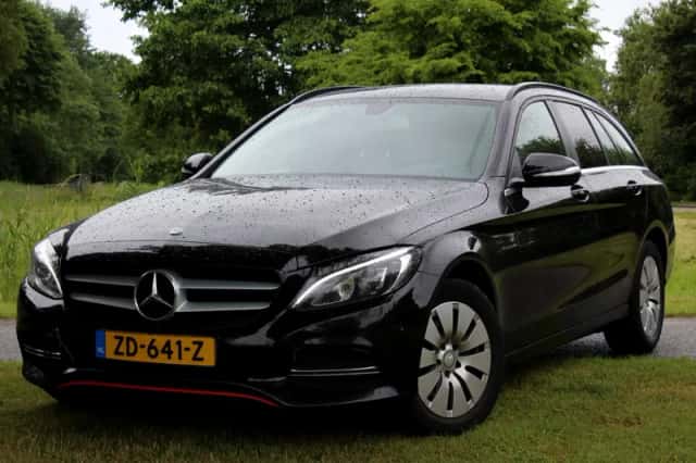 Mercedes-Benz C-Klasse (2015) thumbnail 1