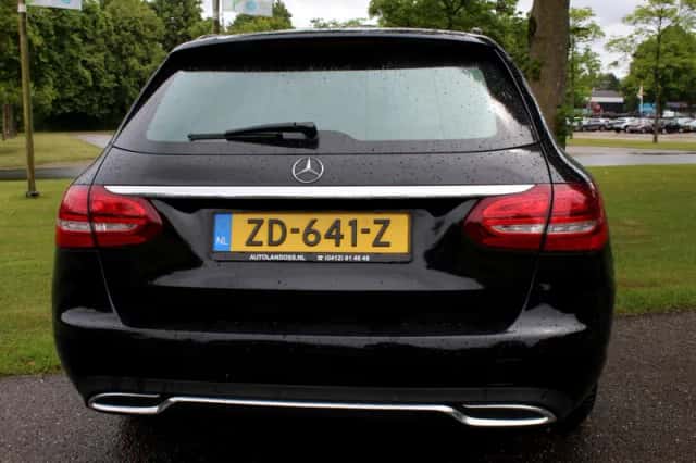 Mercedes-Benz C-Klasse (2015) thumbnail 6