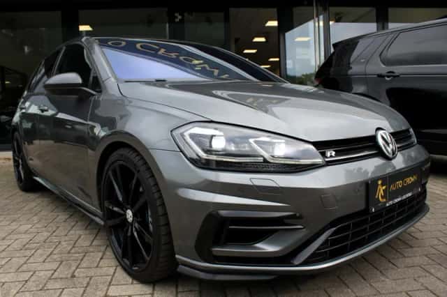 Volkswagen Golf (2017) thumbnail 4