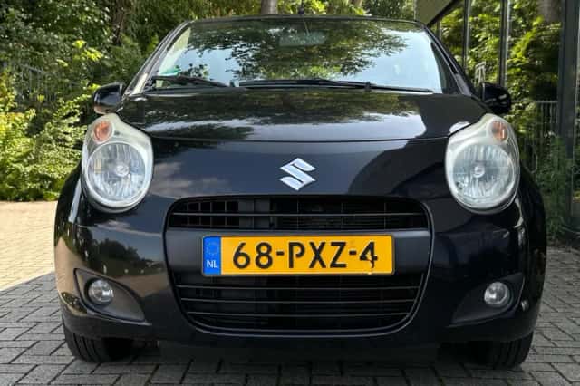 Suzuki Alto (2011) thumbnail 3