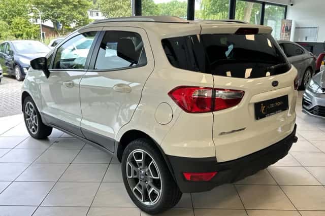 Ford EcoSport (2017) thumbnail 5