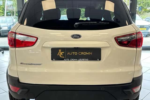 Ford EcoSport (2017) thumbnail 6