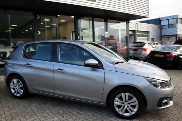 Peugeot 308 (2020) thumbnail 3