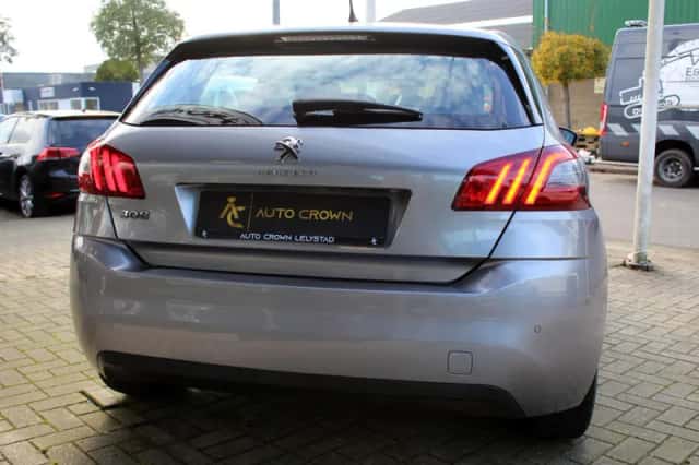 Peugeot 308 (2020) thumbnail 5