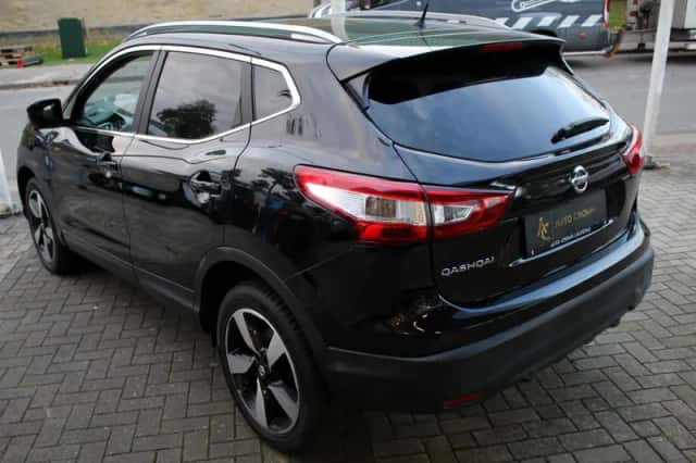 Nissan Qashqai (2017) thumbnail 6