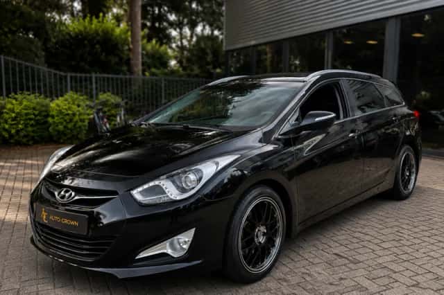 Hyundai i40 (2012) thumbnail 1