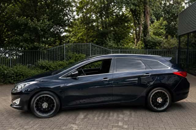 Hyundai i40 (2012) thumbnail 2