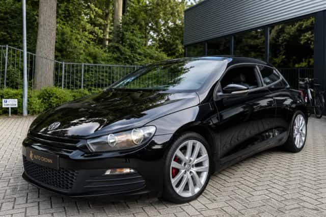 Volkswagen Scirocco (2012) thumbnail 2