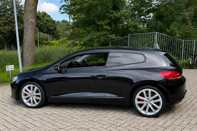 Volkswagen Scirocco (2012) thumbnail 3