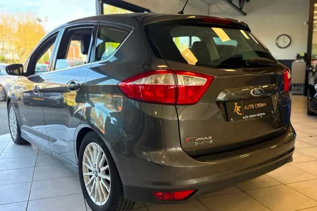Ford C-Max (2015) thumbnail 3
