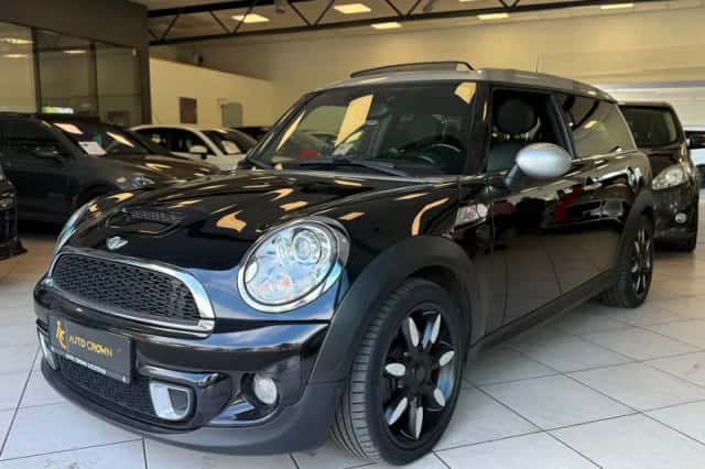 MINI Clubman (2011) thumbnail 3