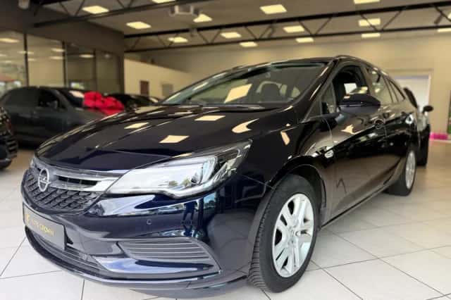 Opel Astra (2018) thumbnail 1