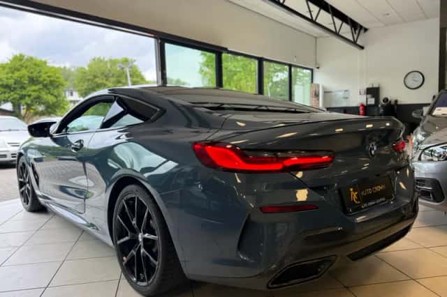 BMW 8-Serie (2019) thumbnail 3