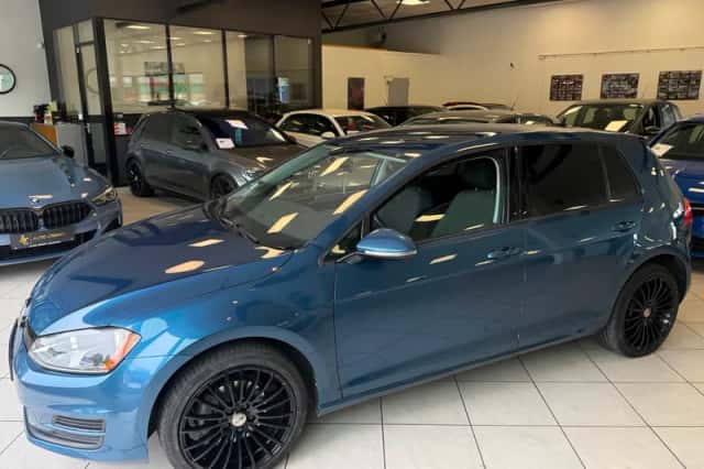 Volkswagen Golf (2017) thumbnail 2