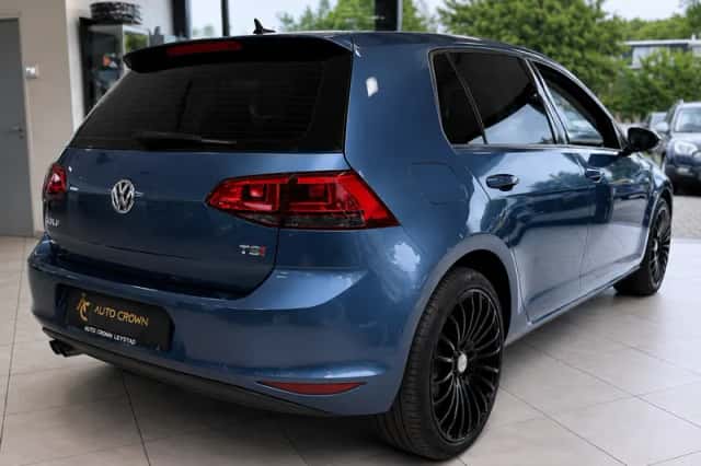 Volkswagen Golf (2017) thumbnail 5