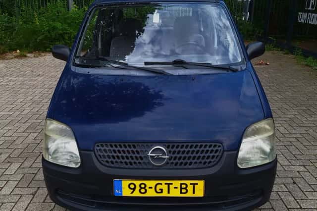 Opel Agila (2001) thumbnail 2