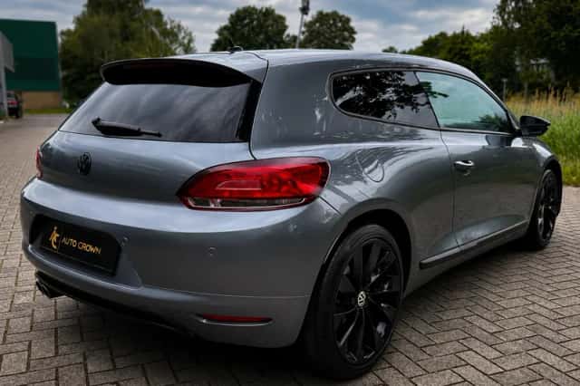 Volkswagen Scirocco (2009) thumbnail 4