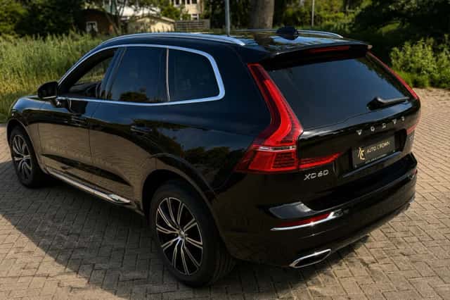 Volvo XC60 (2020) thumbnail 4