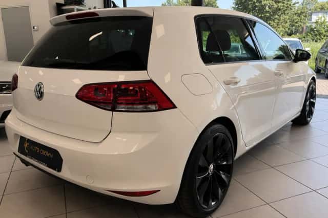 Volkswagen Golf (2013) thumbnail 4