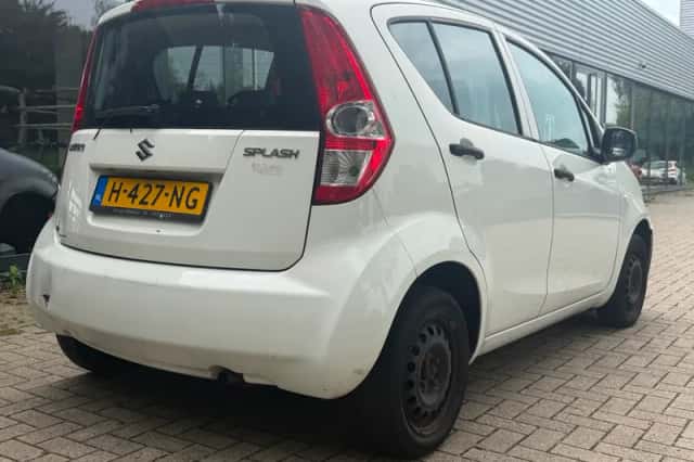 Suzuki Splash (2009) thumbnail 5