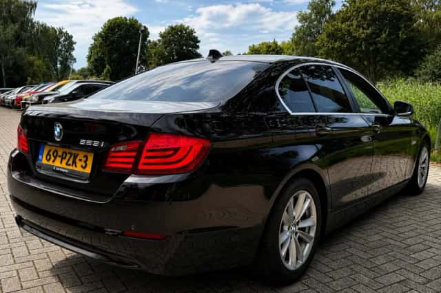 BMW 5-Serie (2011) thumbnail 5