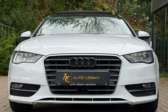 Audi A3 (2013) thumbnail 5