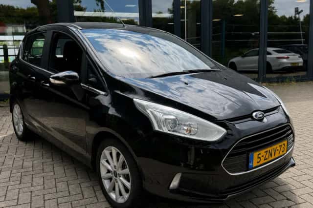 Ford B-Max (2015) thumbnail 5