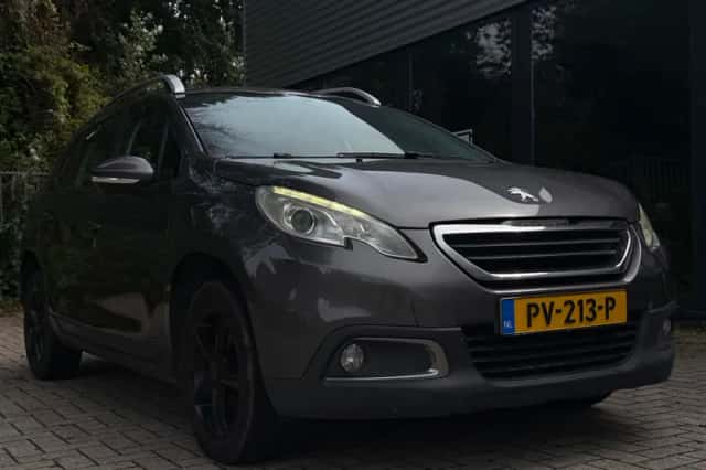 Peugeot 2008 (2013) thumbnail 4